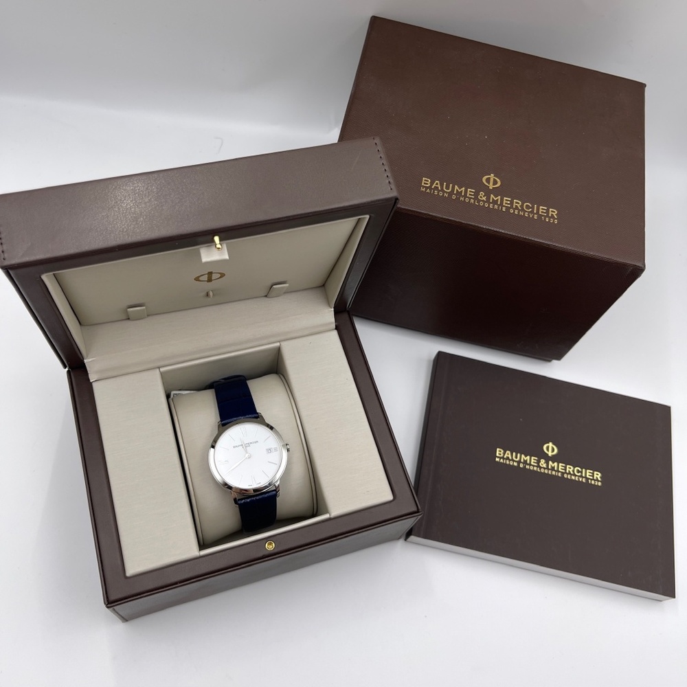 BNWT Baume & Mercier Classima 36 White Dial blue Leather Strap Watch MOA10355